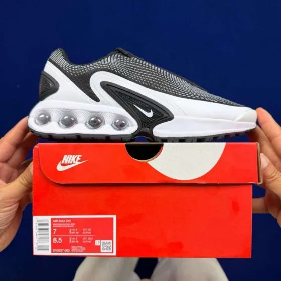 Nike Air Max Dn Black White Cool Grey EU 40 Running - Men s BS-86955