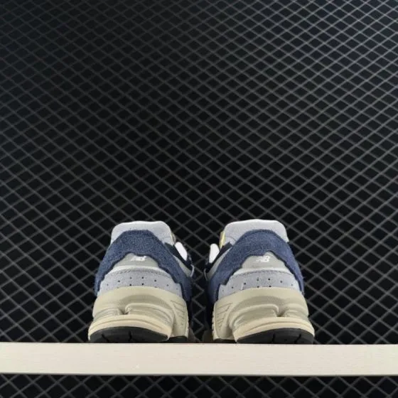 New Balance 2002R Bape M2002RSABATHINGAPE8 Navy Blue Grey White Cream EU 36-45 Sneaker - Unisex BS-82542