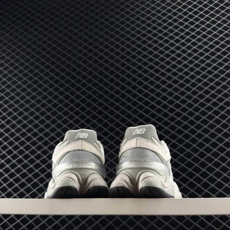 New Balance 9060 grey off white silver black EU 36-45 sneaker
