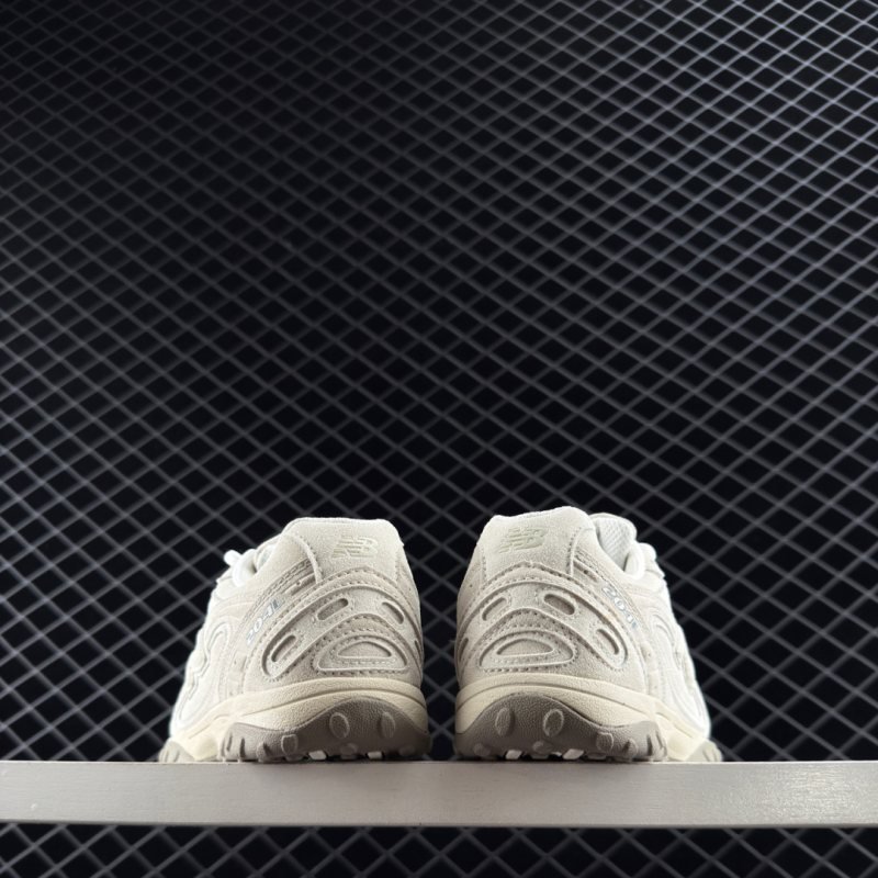 New Balance 204L off white light beige EU 36-45 sneaker
