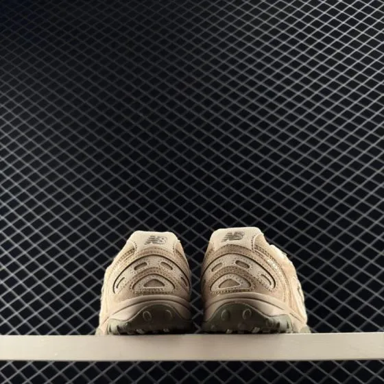 New Balance 204 beige cream olive EU 36-47 sneaker