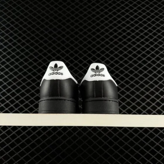 ADIDAS SUPERSTAR New 1982 Lifestyle BS-75261