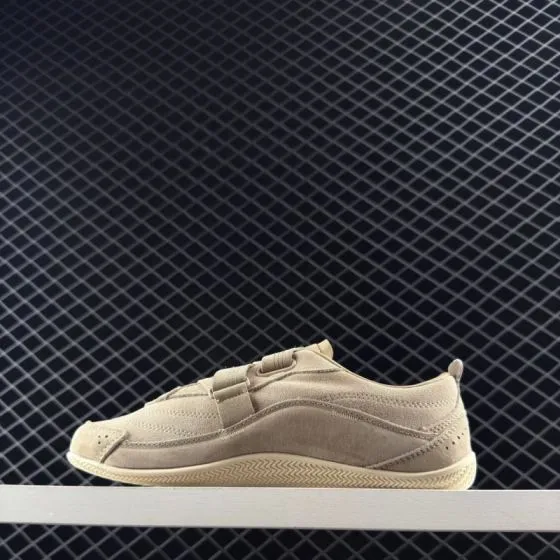 Other DT Adidas FOS URBAN REVERIE Lifestyle BS-77756