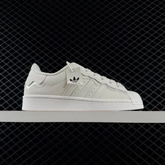 ADIDAS SUPERSTAR New 1982 Lifestyle BS-74671