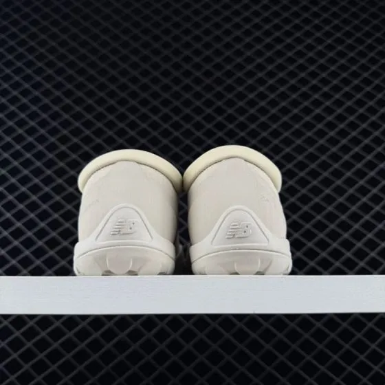 New Balance MT10 off white cream EU 36-45 trail shoe lifestyle
