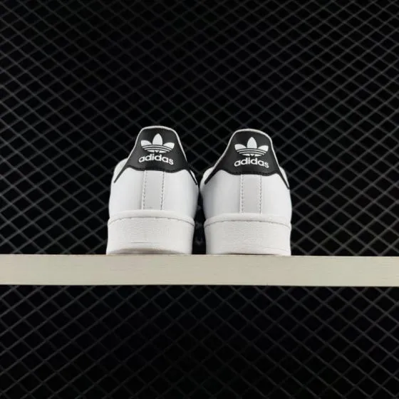 ADIDAS SUPERSTAR New 1982 Lifestyle BS-75131