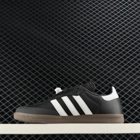 A Bathing Ape x Adidas Originals Samba JR9245 36 36 5 Lifestyle - Women s BS-77379