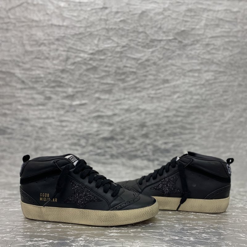 Golden Goose Mid Star black cream gold sneaker