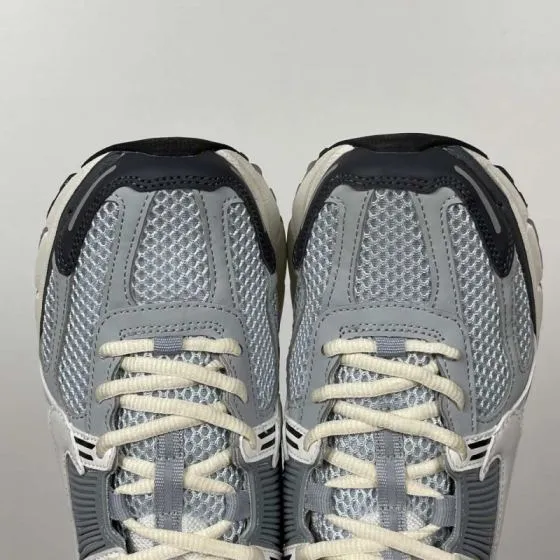 Nike Zoom Vomero 5 Gray Silver White Black Running BS-86996