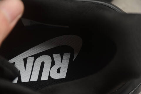 Nike Vomero Premium Black White Running Shoe BS-59723