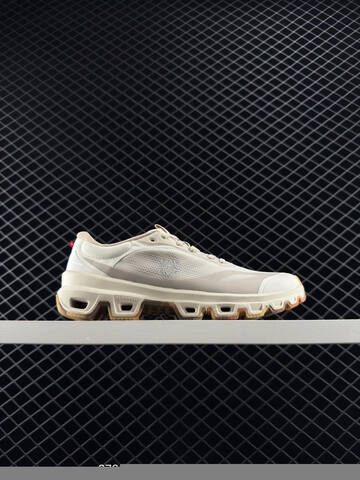 On Cloudventure LOEWE Black Off White EU 36-45 Trail Shoe Trail Running Sneakers - Unisex (BS-85532)