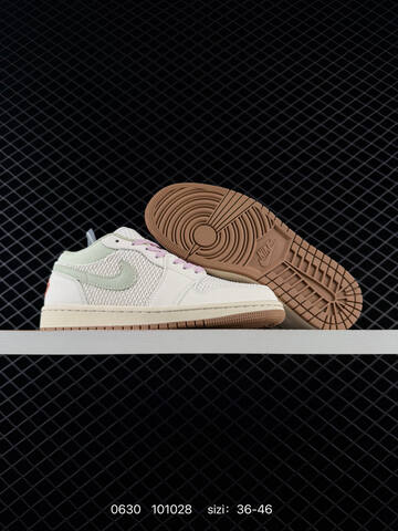 Nike Air Jordan 1 Low AIR JORDAN II0569-100 ID 101028 Size 36 45B Lifestyle - Women s BS-79055