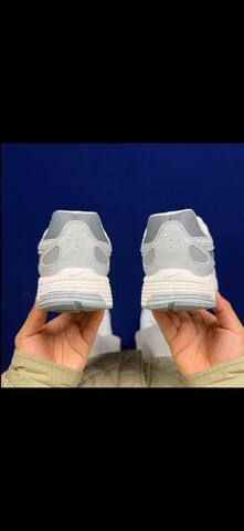 Nike P-6000 Grey And White EU 42 Running - Men's (BS-86961)