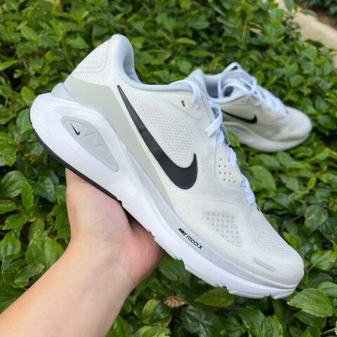 Nike Structure 26 ReactX White Black EUR 41 Running - Men's (BS-86967)