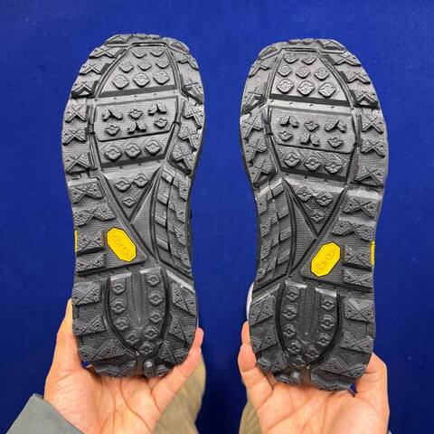 HOKA Tor Ultra 7 Black Dark Grey Trail Shoe Trail Running Sneakers (BS-86822)