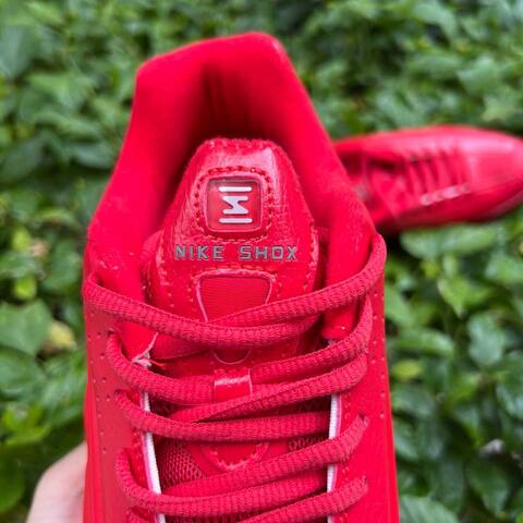 Nike Shox R4 IQ0608-687 Gym Red Metallic Silver EU 40 Lifestyle - Men's (BS-87040)
