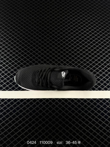 Nike Tanjun Black White EU 36-45 With Half Sizes Running - Unisex (BS-71909)