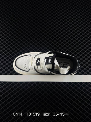 MLB Chunky Liner Classic White Black Off White EU 35-45 Skate Shoe Skate Sneakers - Unisex