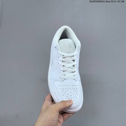 Jordan Air Jordan 1 Low Triple White 35 5 47 5 Casual - Unisex (BS-65844)