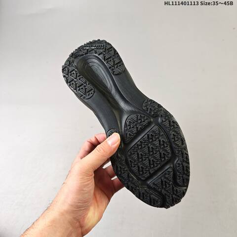 Nike Vomero 18 GTX ReactX Air Zoom Triple Black EU 35-45 Running Shoe - Unisex (BS-63775)