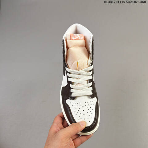 Jordan Air Jordan 1 Retro High OG Black White Cream With Peach Accents 36 46B Lifestyle - Women's (BS-63706)