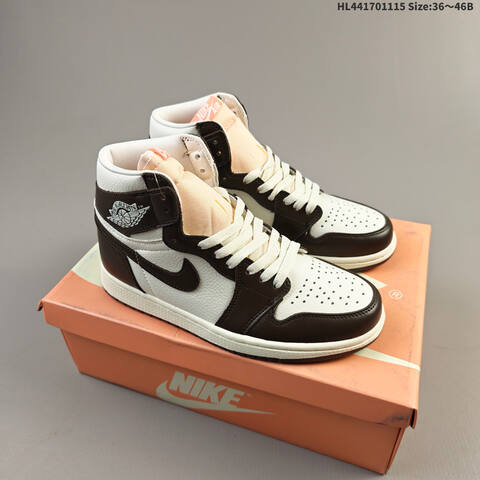 Jordan Air Jordan 1 Retro High OG Black White Cream With Peach Accents 36 46B Lifestyle - Women's (BS-63706)