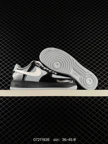 Nike Air Force 1 07 Low Metallic Silver Pale Yellow EU 36-45 Lifestyle - Unisex BS-70141
