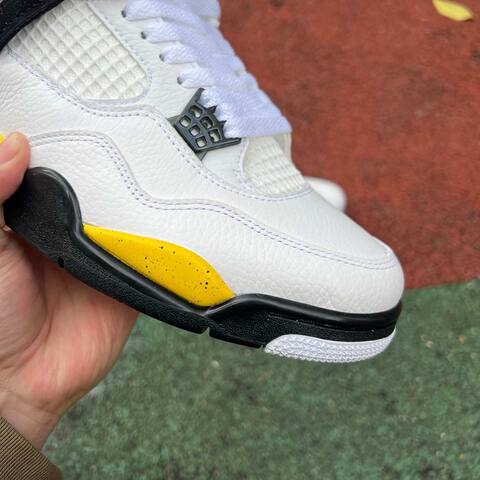 Jordan Air Jordan 4 Retro IO2463 102 White Tour Yellow Black EUR 42 Basketball Shoe - Men s BS-87267