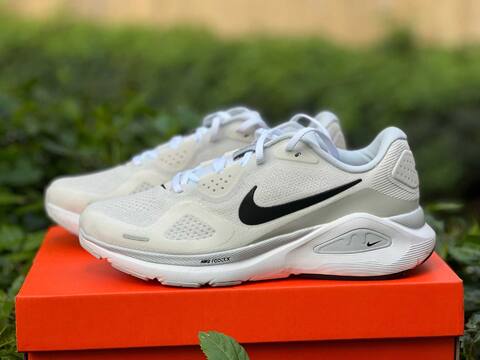 Nike Structure 26 ReactX White Black EUR 41 Running - Men's (BS-86967)