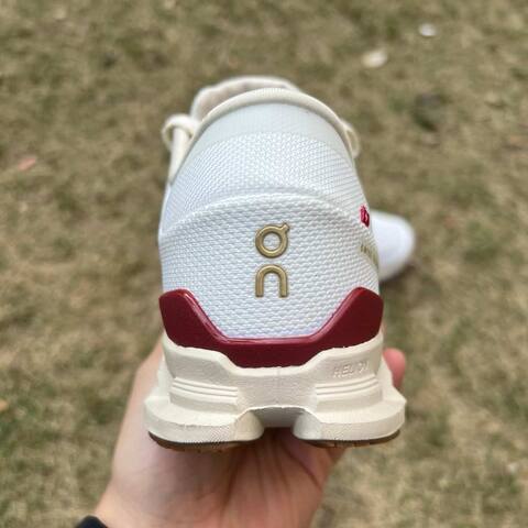 On Cloud X 4 Ivory Cream Burgundy Gold US 8 EU 41 UK 7 5 JP 26 Running Shoe Running Sneakers - Men's (BS-86987)