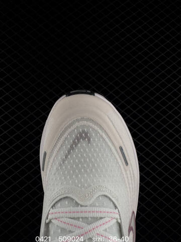 Nike Air Zoom Vomero PLUS White With Light Pink Accents Pink Outsole Black Outsole Edges EU 36-40 Running - Unisex BS-71957
