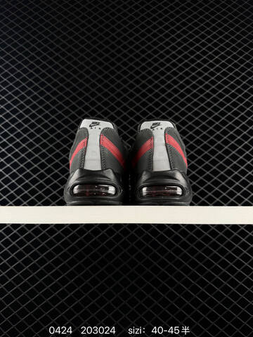 Nike Air Max 95 Black Team Red EU 40-45 Lifestyle - Men s BS-71892
