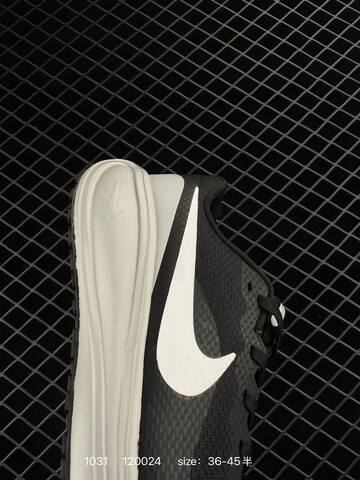 Nike Revolution 8 Black White EU 36-45 Running - Unisex (BS-74442)