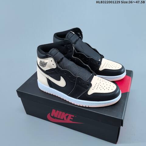 Nike Air Jordan 1 Retro High OG Black White Light Blue Pink EU 36-47 5 Basketball - Unisex (BS-62342)