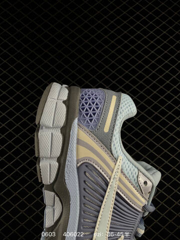 Nike Zoom Vomero 5 Light Blue Grey Cream White Purple EU 36-45 Running - Unisex (BS-71017)