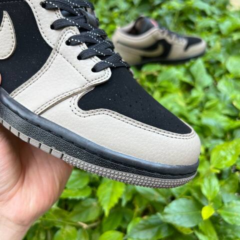 Jordan Air Jordan 1 Low SE IB7109 005 Black Olive Grey Light Wild Mango US 7 UK 6 BR 38 EUR 40 25 Cm Sneaker - Unisex BS-87238
