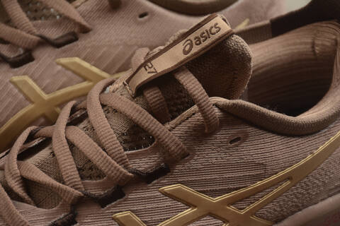 ASICS GEL NIMBUS 27 1012B816 020 Taupe Brown Beige US 8 5 EU 42 UK 7 5 CM 26 5 Running Shoe Running Sneakers - Men's (BS-59736)