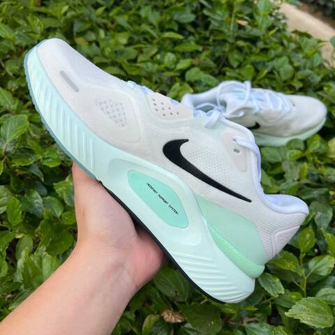 Nike Structure 26 ReactX HJ1101-100 White Black-Barely Green EUR 41 Running - Men's (BS-86968)