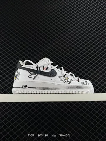 Nike Air Force 1 07 White Black EU 36-45 Lifestyle - Unisex BS-74293