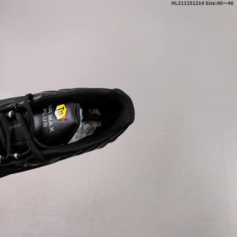 Nike Nike Air Max Plus Tuned Air TM DM3269 40 41 Lifestyle - Men s BS-62700