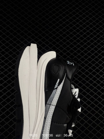 Nike Vaporwaffle Sacai Black White Grey EU 36-45 Lifestyle - Unisex (BS-71340)