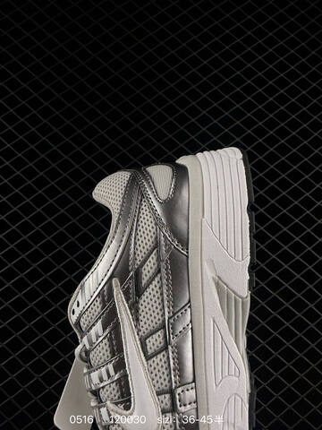 Nike P-6000 Metallic Silver Grey White Black EU 36-45 Running - Unisex (BS-71425)
