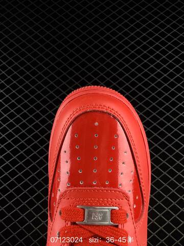 Nike Air Force 1 07 Triple Red EU 36-45 Lifestyle - Unisex BS-70275
