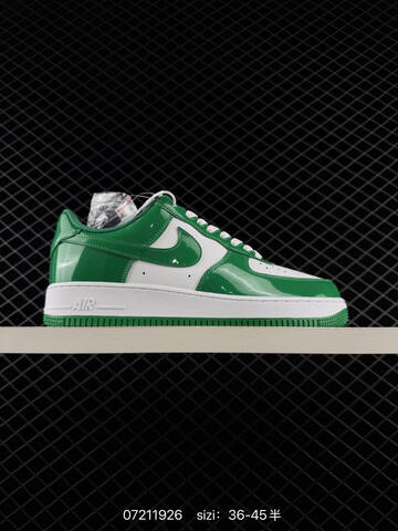 Nike Air Force 1 07 Low Metallic Silver Pale Yellow EU 36-45 Lifestyle - Unisex (BS-70141)