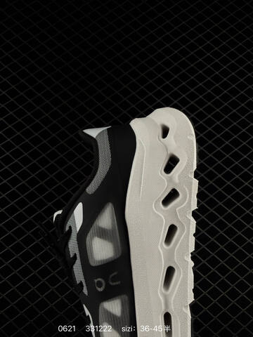 On Cloudtilt Black White EU 36-45 Running Shoe Running Sneakers - Unisex (BS-85141)