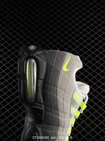 Nike Air Max 95 OG Black Grey White Neon Yellow EU 40-46 Running - Men s BS-70097