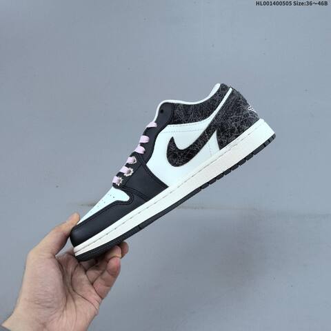 Jordan Air Jordan 1 Low SE Iced Carmine Black White EU 36-46 Lifestyle - Unisex (BS-66035)