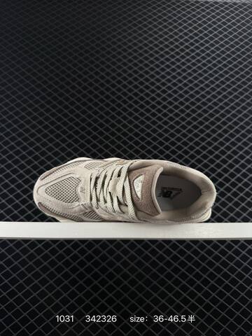 New Balance 9060 Light Grey Brown Beige Off White EU 36-46 5 Sneaker - Unisex (BS-82647)