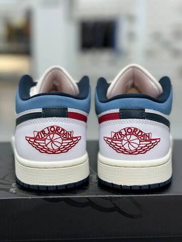 Jordan Air Jordan 1 Low SE HM3711-144 White Armory Navy Aegean Storm Cream EU 41 Sneaker - Men's (BS-87170)