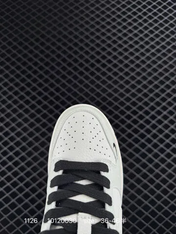 Nike Dunk SB Low White Cream Black EU 36-46 5 Skate - Unisex BS-73986